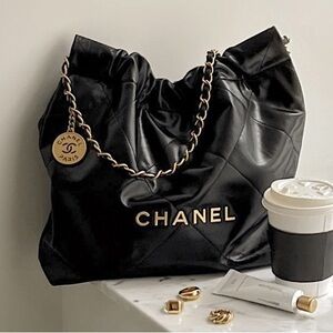 Chanel 22 Purse